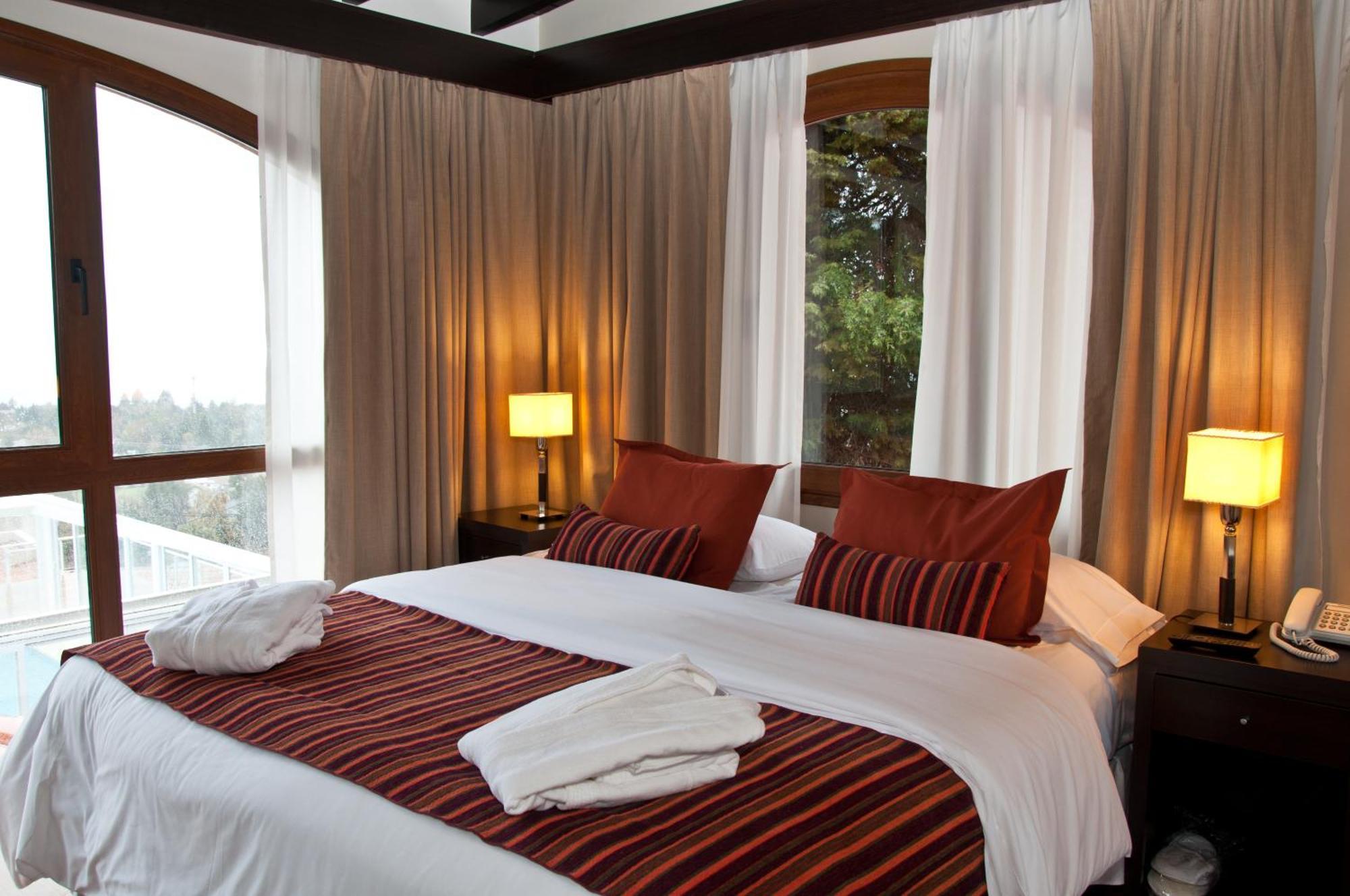Monasterio Hotel Boutique San Carlos de Bariloche Eksteriør billede